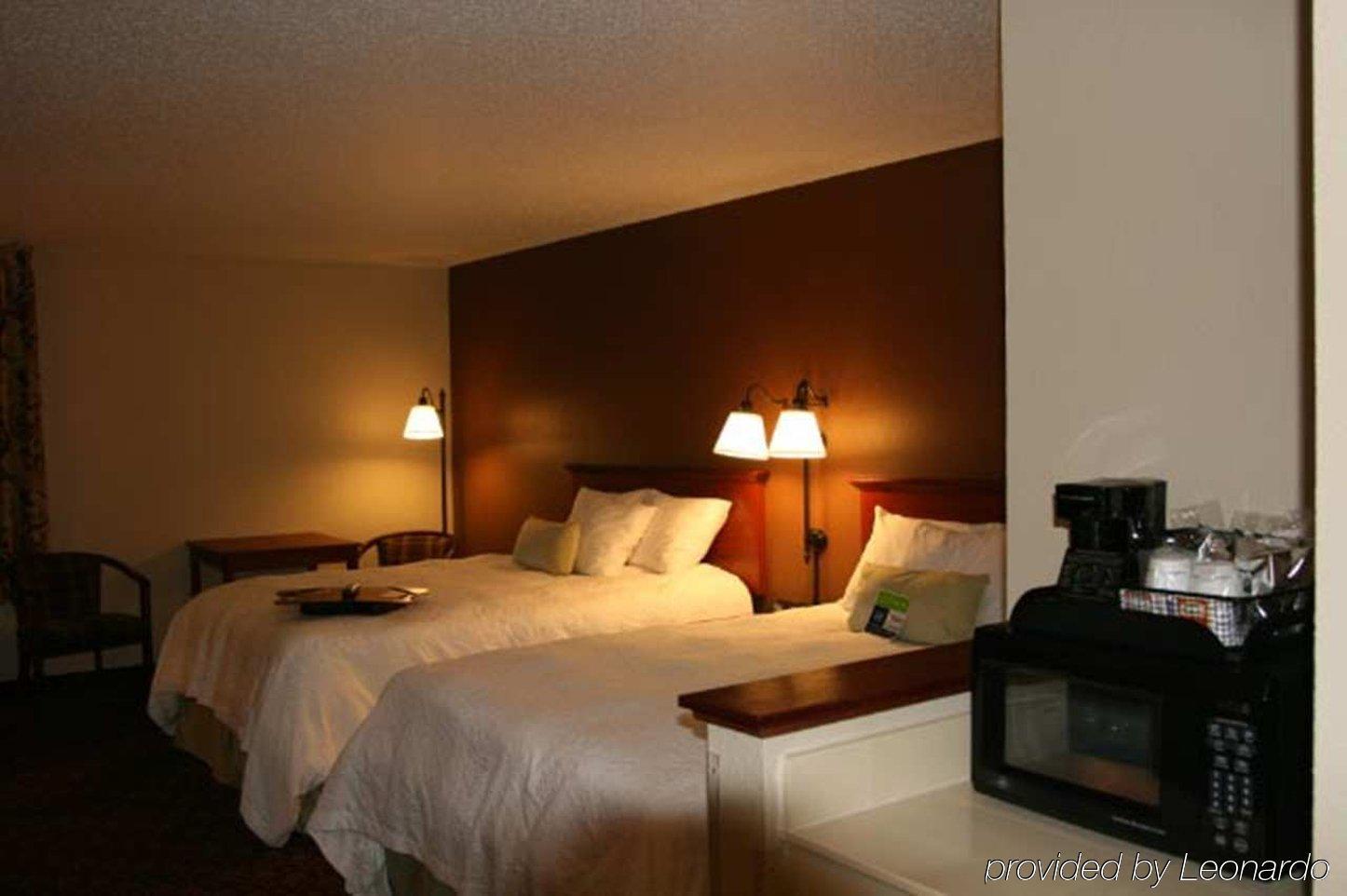 Hampton Inn North Sioux City Номер фото