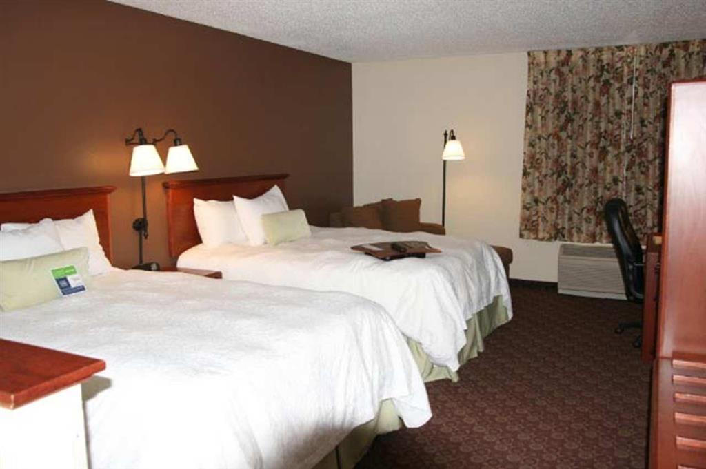 Hampton Inn North Sioux City Номер фото